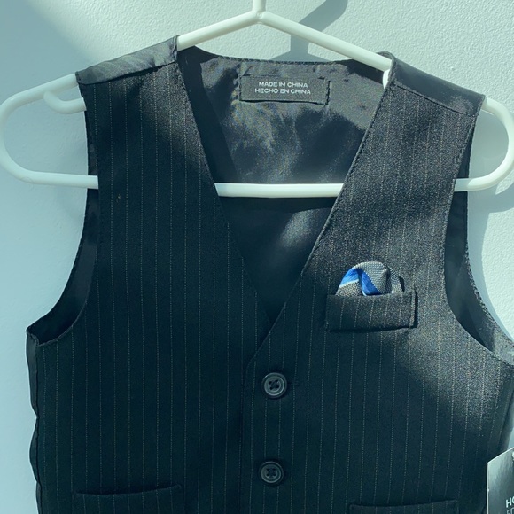 Boy Vest - Picture 2 of 5
